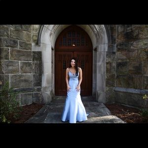 Meet your Posher, Camille